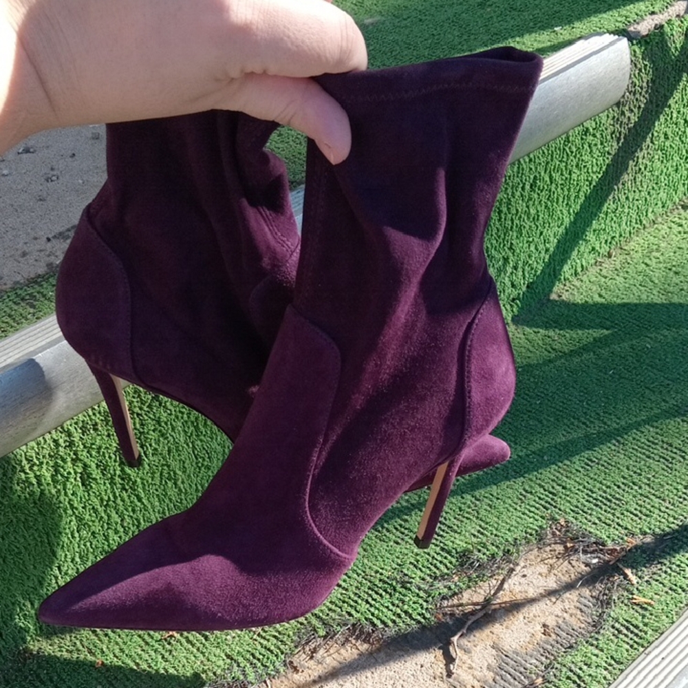 Stuart Weitzman Plum Purple Ankle Boot with Stiletto heel Whimsigoth Formal - Picture 8 of 9